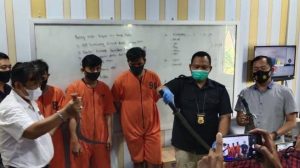 Polisi Ringkus Tiga Pelaku Penyerangan Antar Kelompok Beserta Sajam di KI Palembang